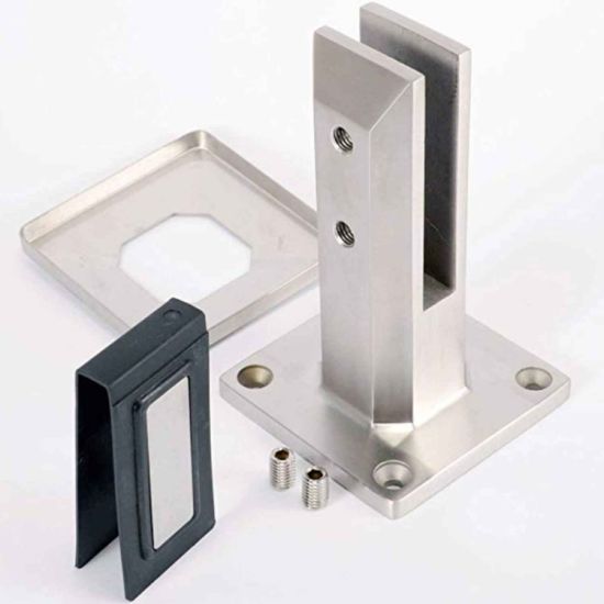 China Factory OEM / ODM Frameless Glass Railing Spigot Balustrade with Ce